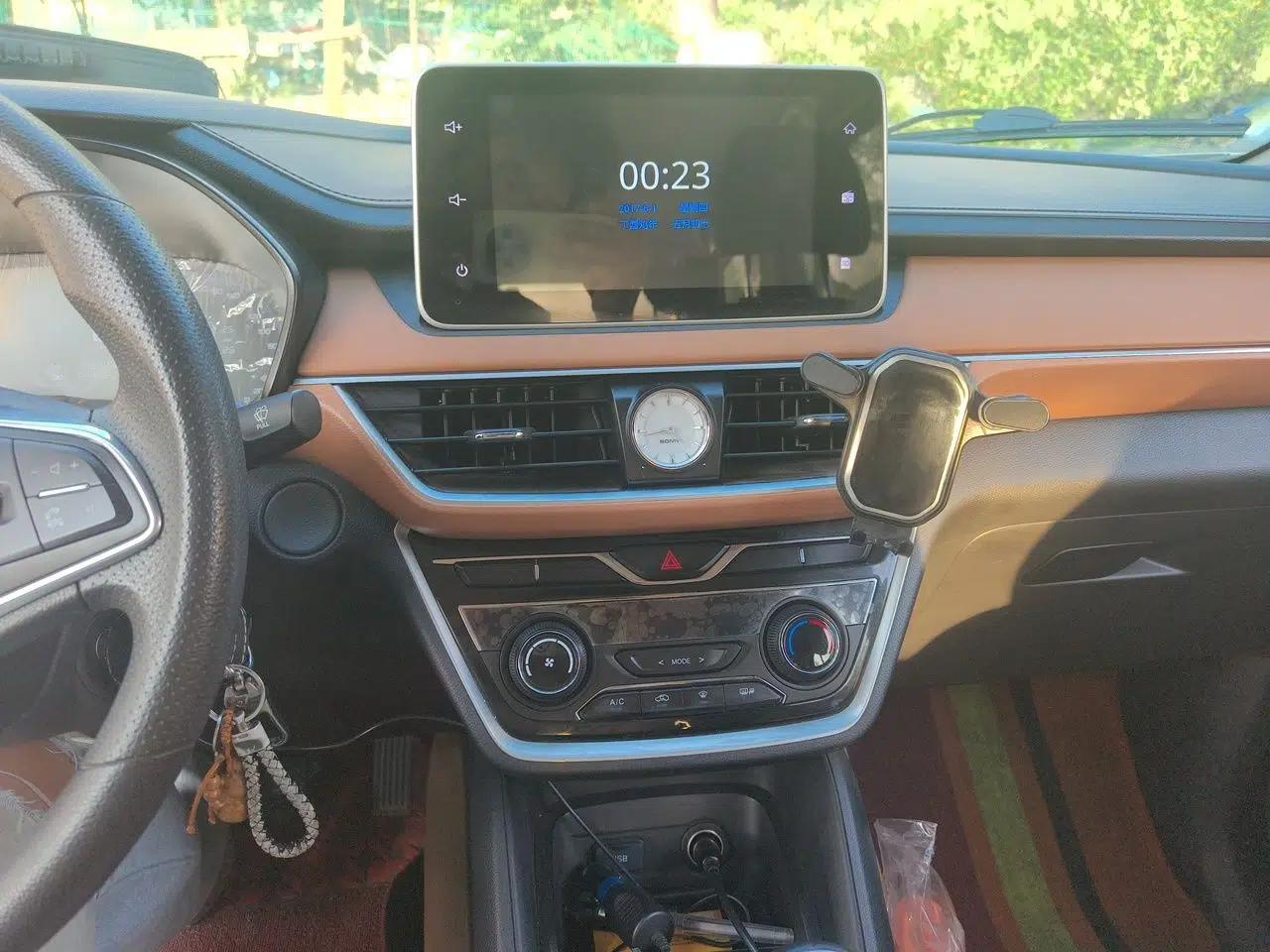 Wuling Hongguang S3 2019 1.5L Manual Luxury Model China VI Standard — миниатюра 13