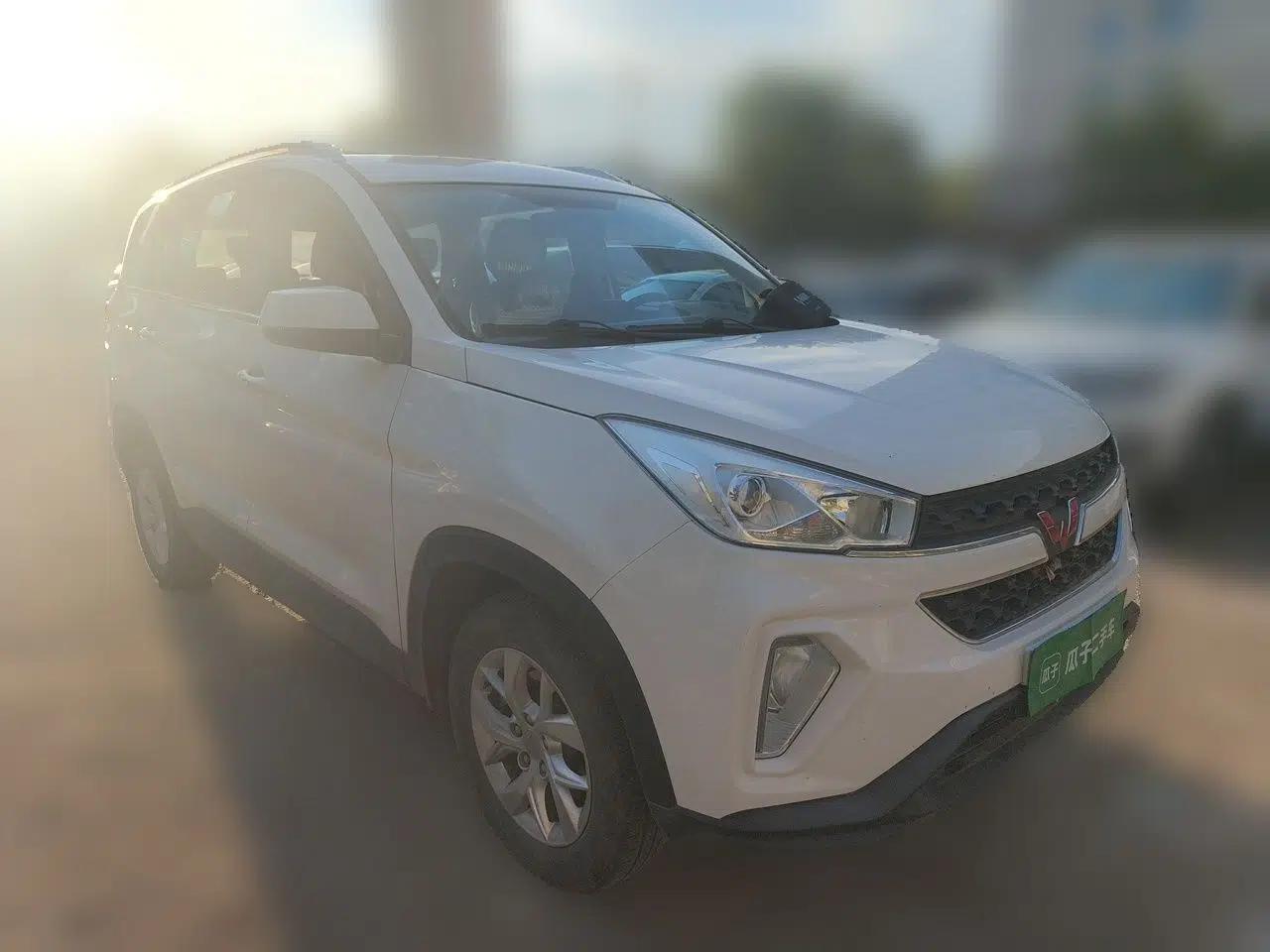 Wuling Hongguang S3 2019 1.5L Manual Luxury Model China VI Standard — миниатюра 3