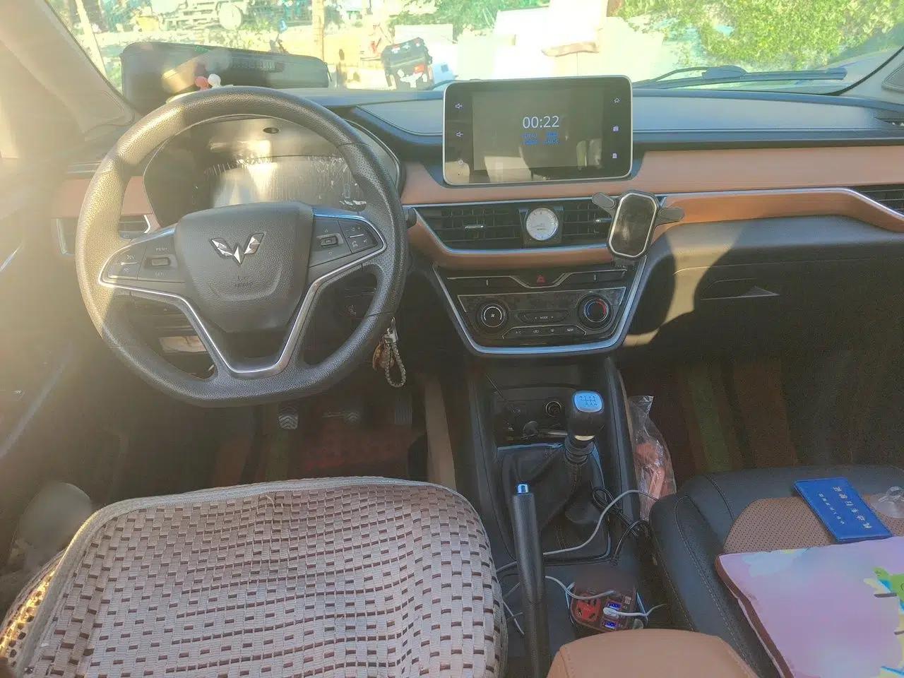 Wuling Hongguang S3 2019 1.5L Manual Luxury Model China VI Standard — миниатюра 9