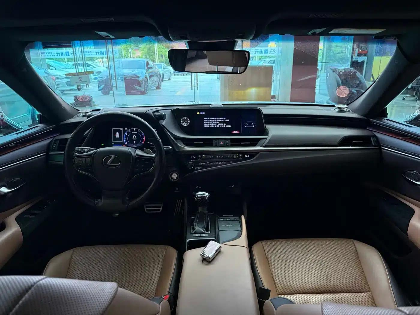 Lexus ES 2018 200 Premium Edition (China V emission standard) — миниатюра 5
