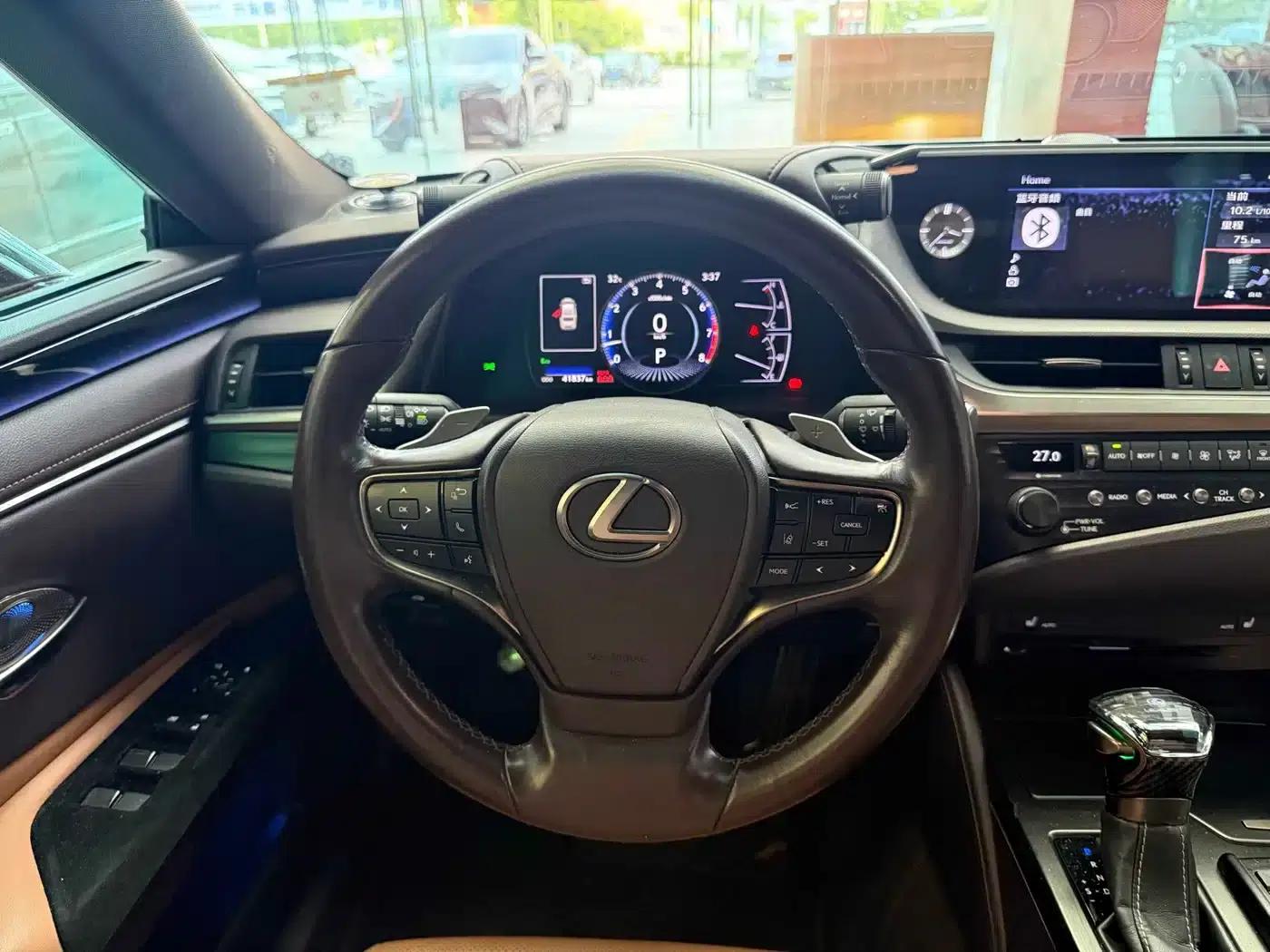Lexus ES 2018 200 Premium Edition (China V emission standard) — миниатюра 8
