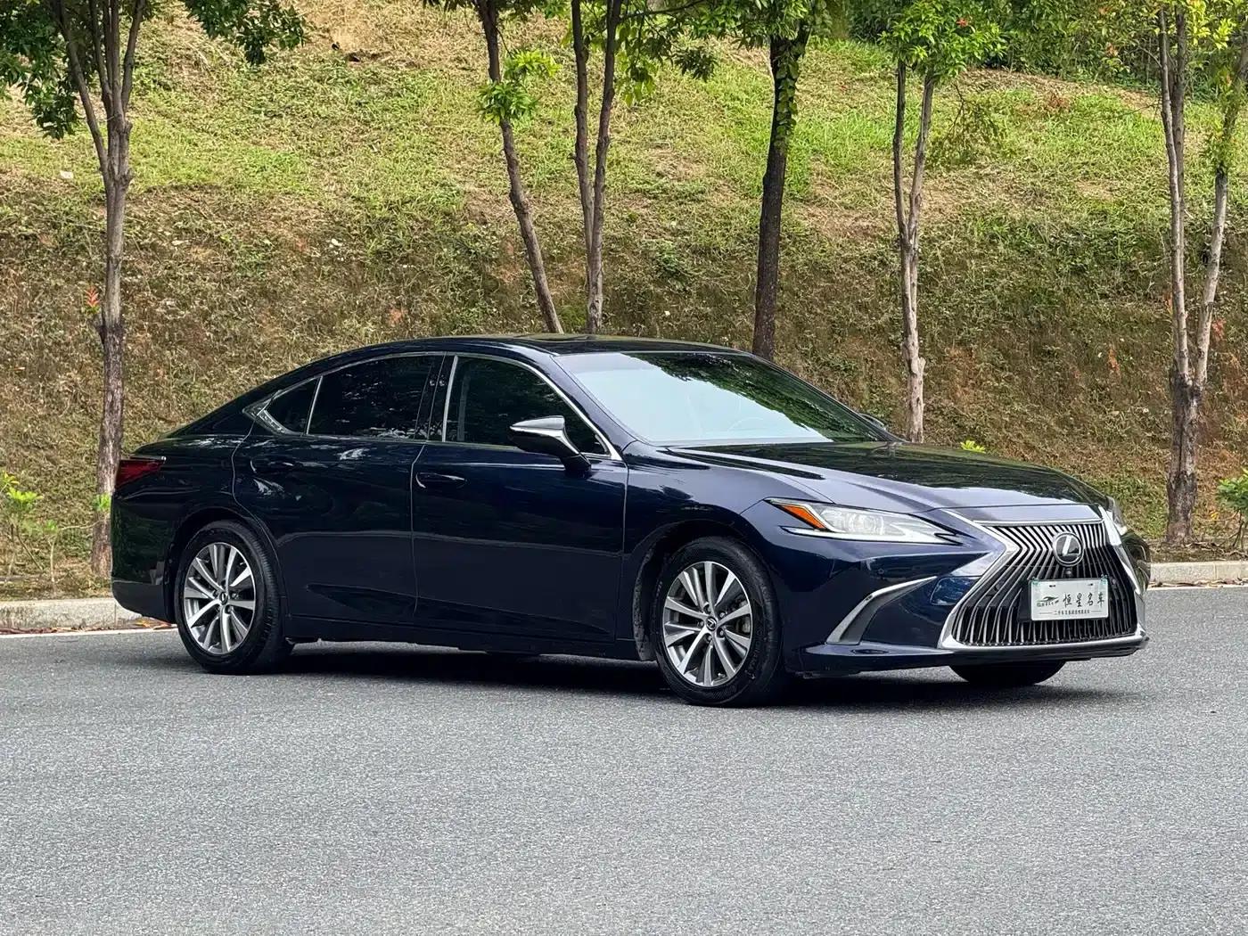 Lexus ES 2018 200 Premium Edition (China V emission standard) — миниатюра 3
