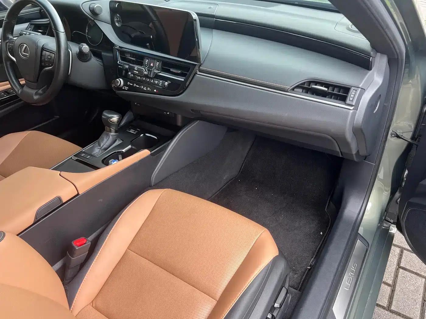Lexus ES 2023 200 Premium Edition — миниатюра 11