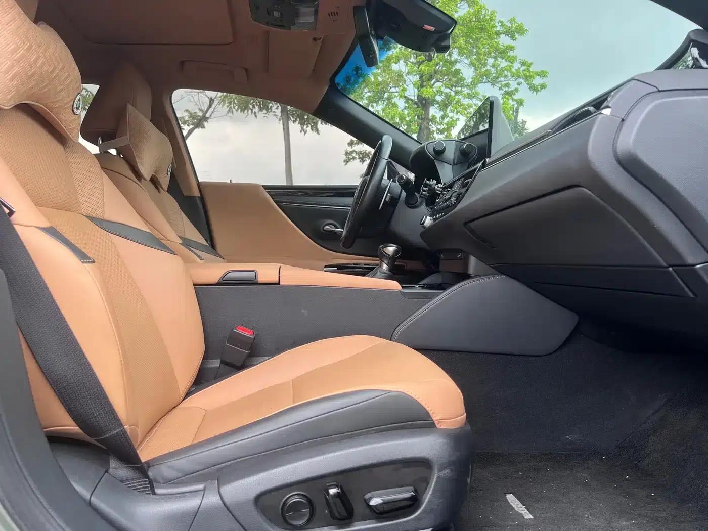 Lexus ES 2023 200 Premium Edition — миниатюра 12