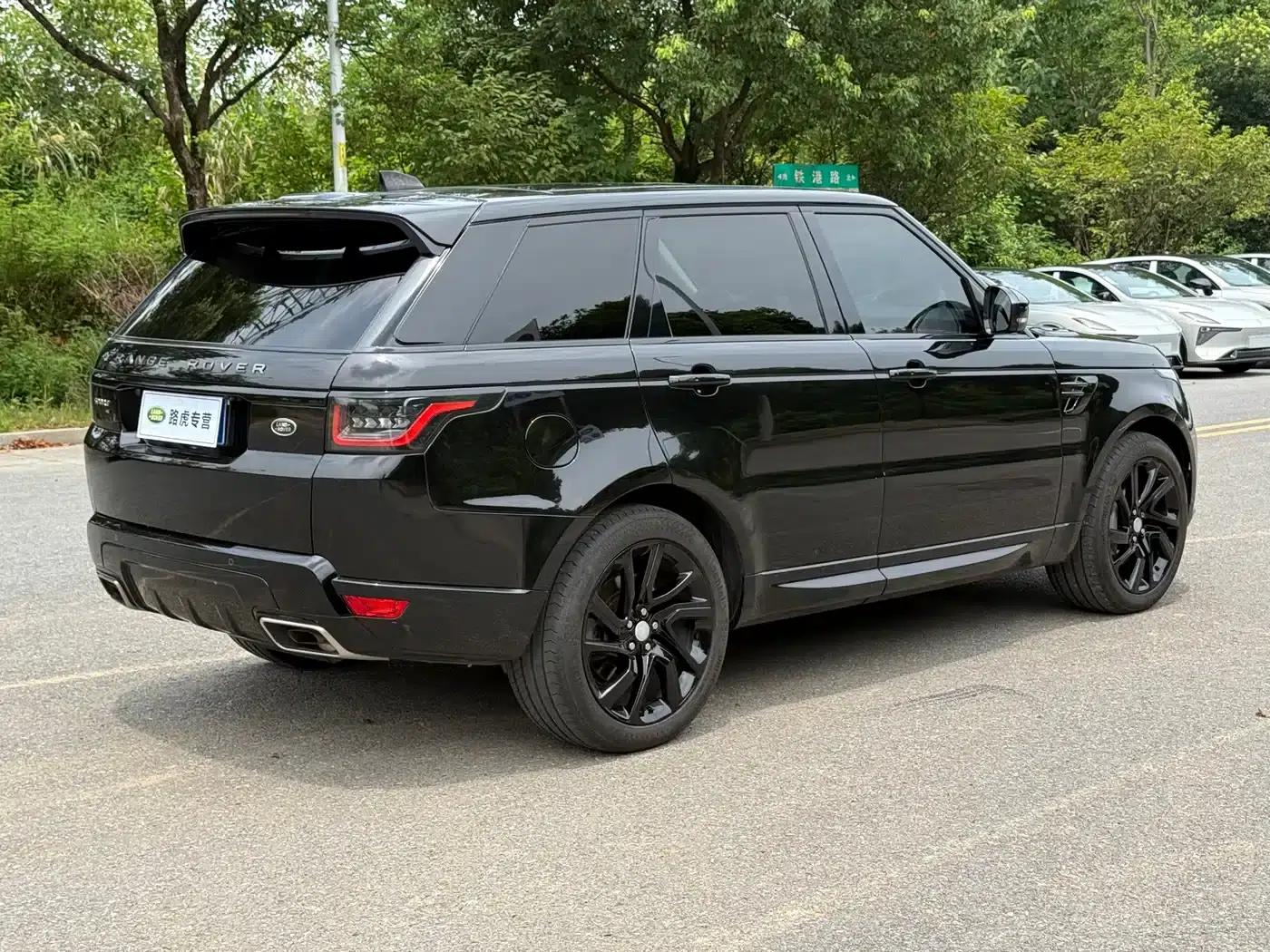 Range Rover Sport 2020 3.0 L6 HSE Dynamic — миниатюра 9