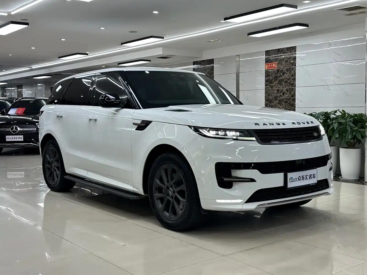 Range Rover Sport 2024 400PS Dynamic SE — миниатюра 3