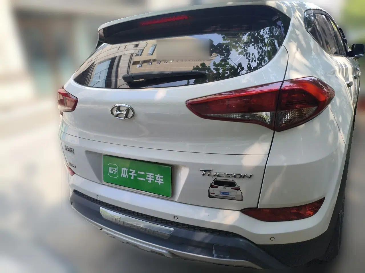 Hyundai Tucson 2015 1.6T Dual-Clutch Two-Wheel-Drive Smart Model — миниатюра 5