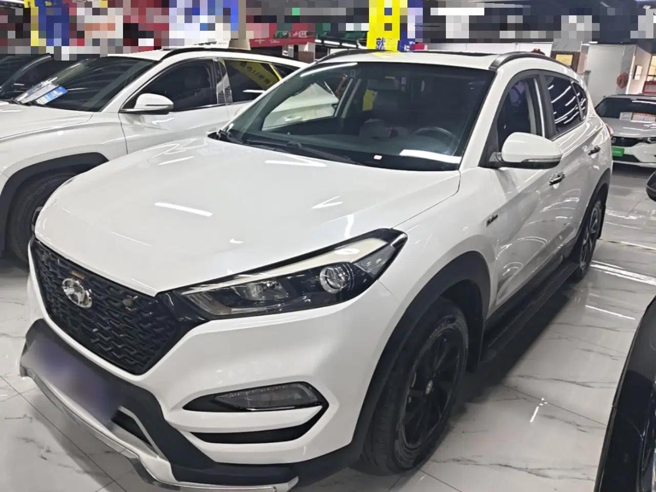 Hyundai Tucson 2015 1.6T Dual-Clutch Two-Wheel-Drive Smart Model — миниатюра 1