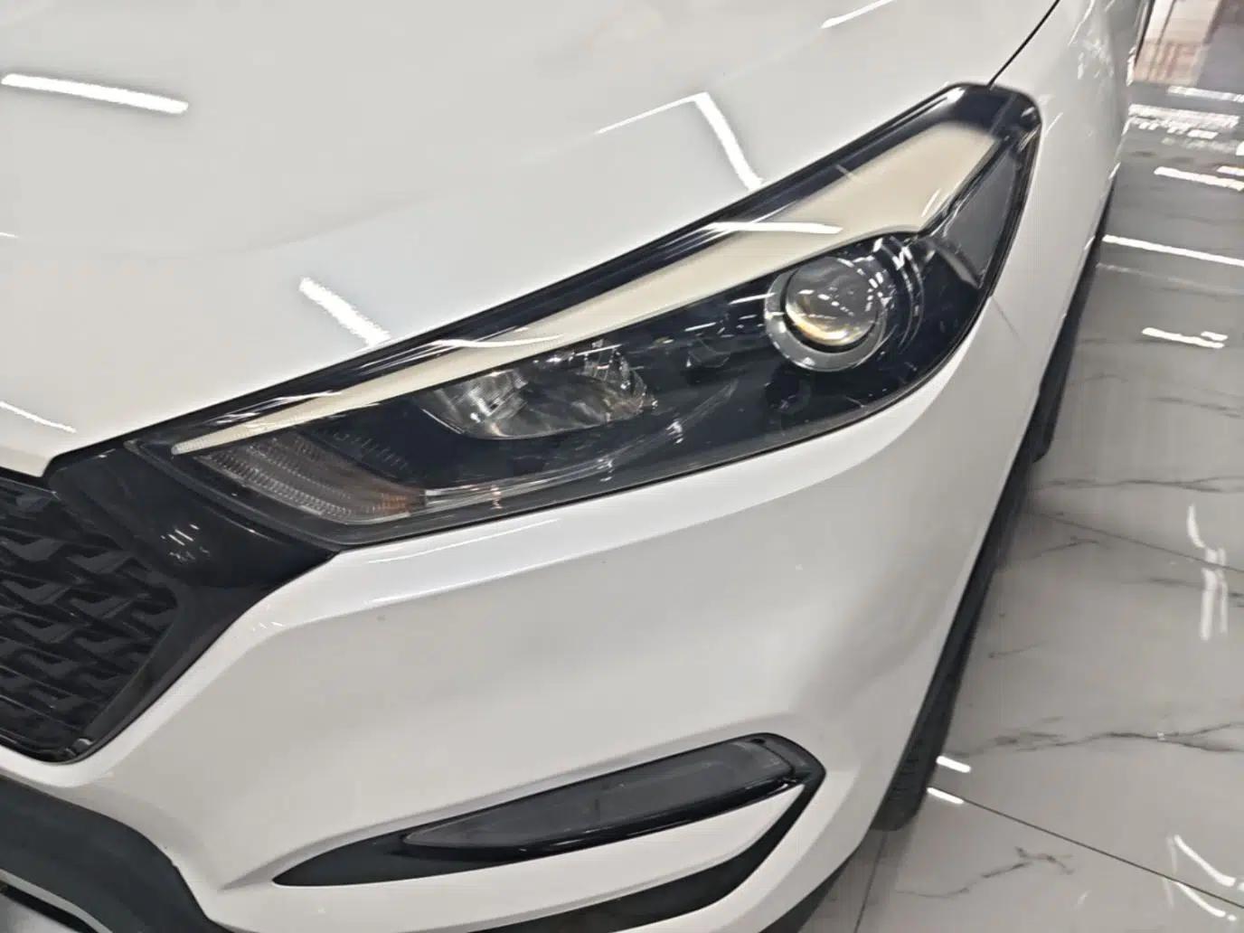 Hyundai Tucson 2015 1.6T Dual-Clutch Two-Wheel-Drive Smart Model — миниатюра 8