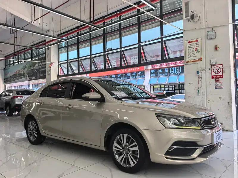 Geely Emgrand 2018 1.5L CVT Upward Connected Edition — миниатюра 3