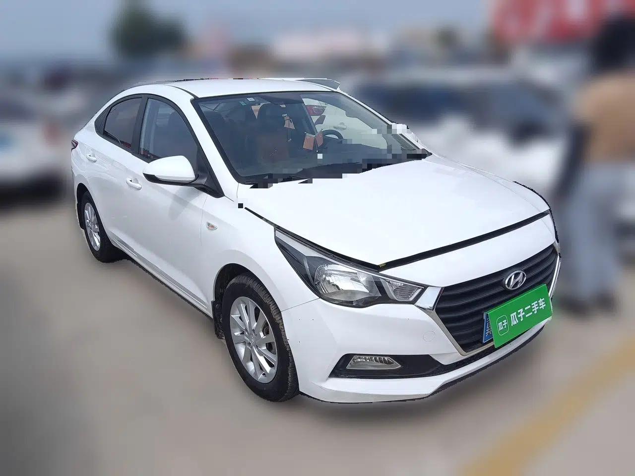Hyundai Verna (new generation) 2016 1.4L Manual Cool Edition GLS — миниатюра 3