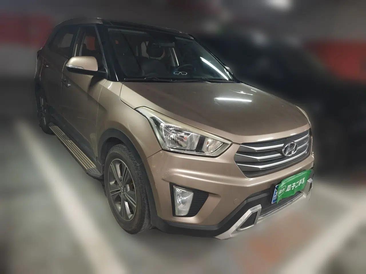Hyundai ix25 2015 1.6L Automatic Two-Wheel Drive Smart GLS Trim — миниатюра 3