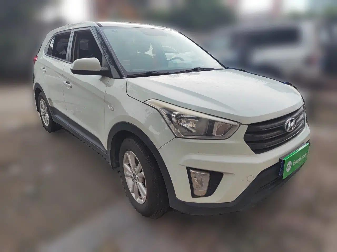 Hyundai ix25 2015 1.6L Automatic Two-Wheel Drive Fashionable GS Model — миниатюра 3
