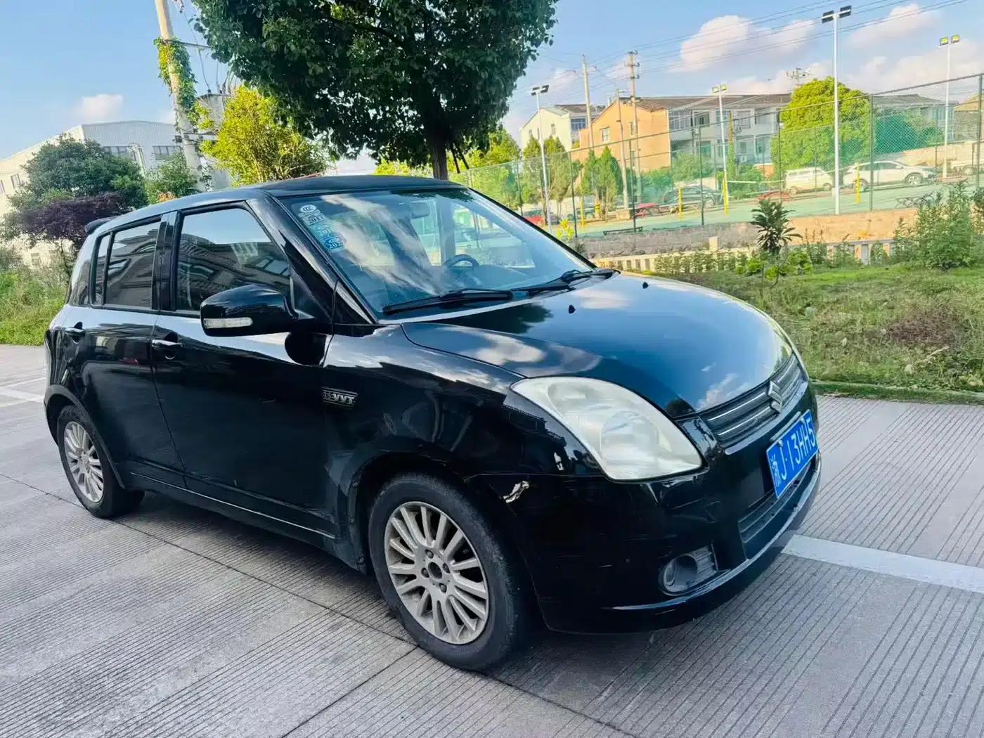 2009 Swift 1.5L Automatic Ink Edition — миниатюра 3