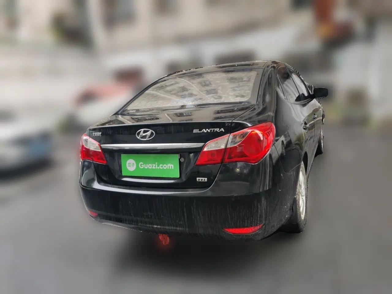 Hyundai Celesta 2011 1.6L Manual Comfort Edition — миниатюра 6