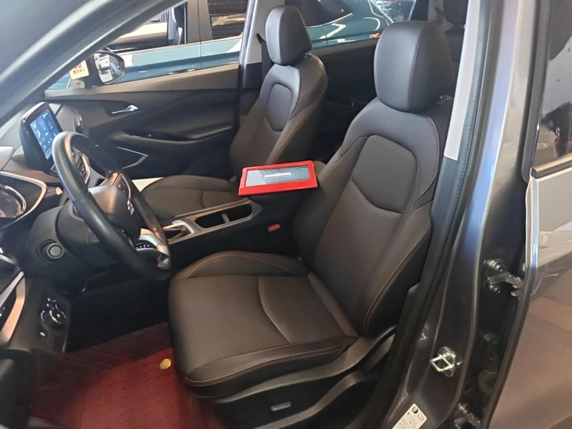 Chevrolet Orlando 2020 Light Hybrid Redline 530T Automatic Enjoyment Edition (5+2 Models) — миниатюра 22