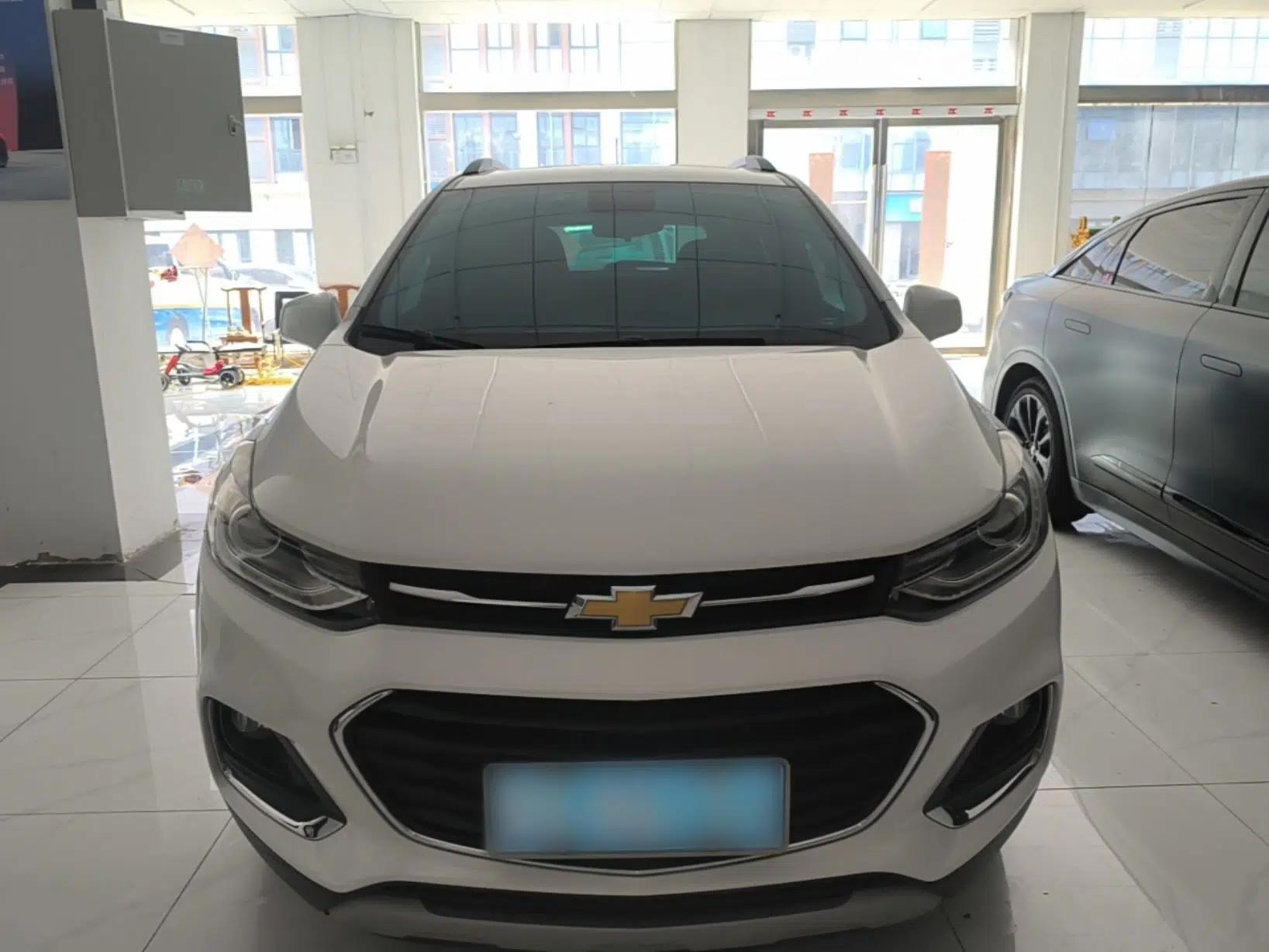 Chevrolet Trax 2017 1.4T Automatic Two-Wheel Drive Luxury Version — миниатюра 2
