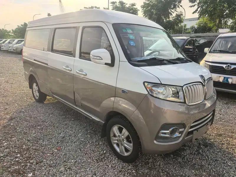 New Hiace X30L 2018 1.5L Wealth Edition DLCG14 — миниатюра 3