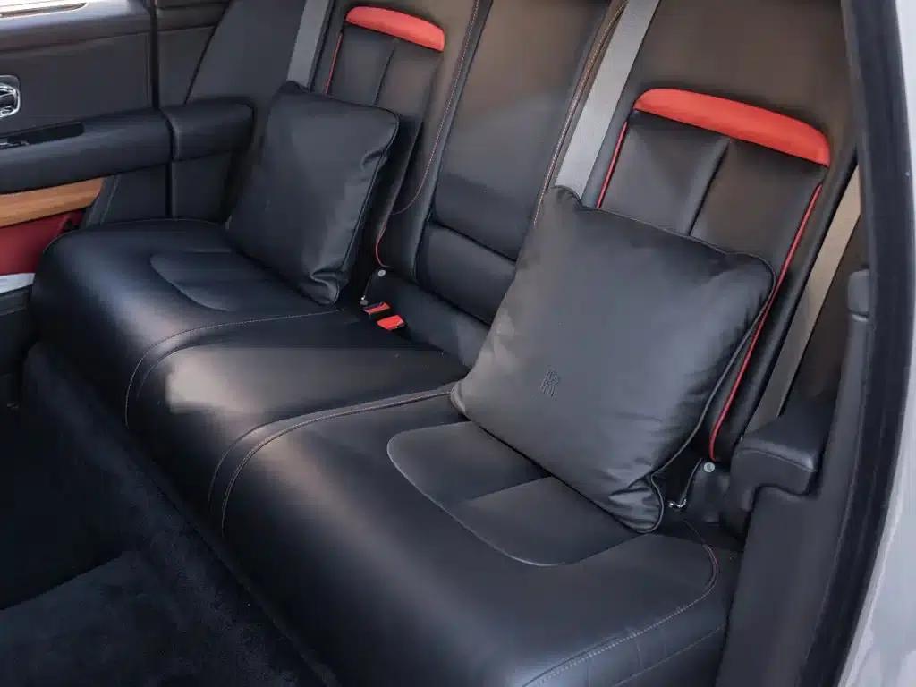 2018 Cullinan 5-seater — миниатюра 24