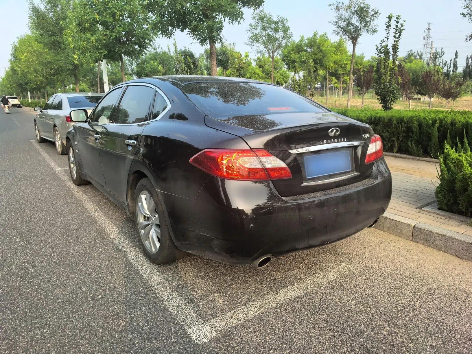 Infiniti Q70 2013 Q70L 2.5L Comfort Edition — миниатюра 6