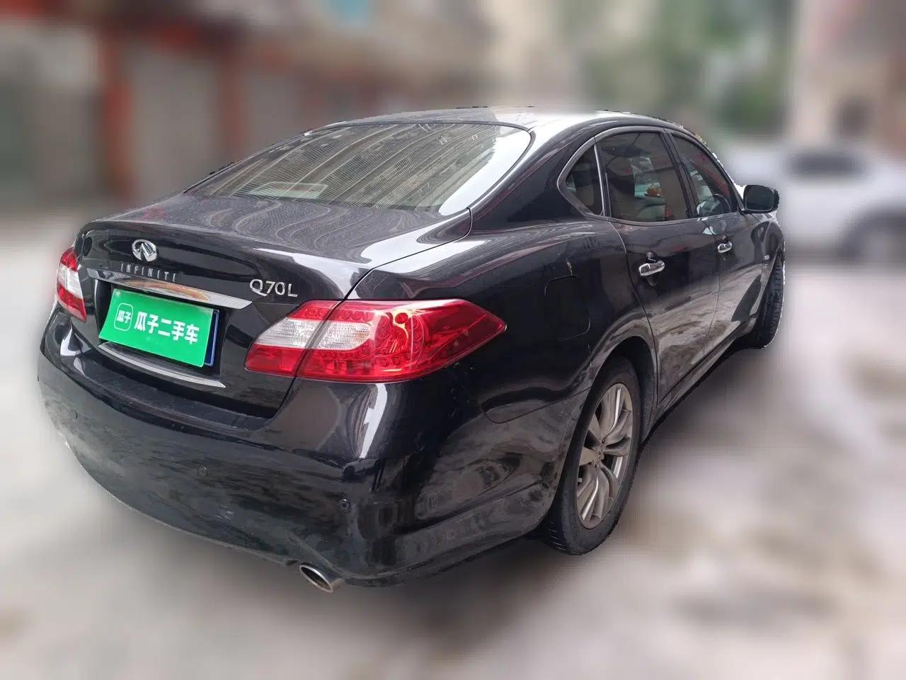 Infiniti Q70 2013 Q70L 2.5L Comfort Edition — миниатюра 6