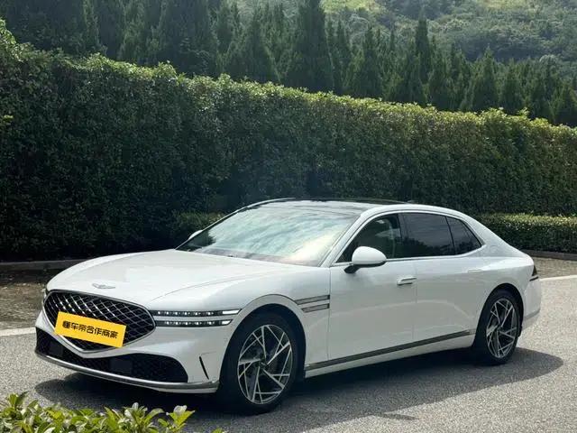Genesis G90 2023 3.5T AWD Flagship Edition