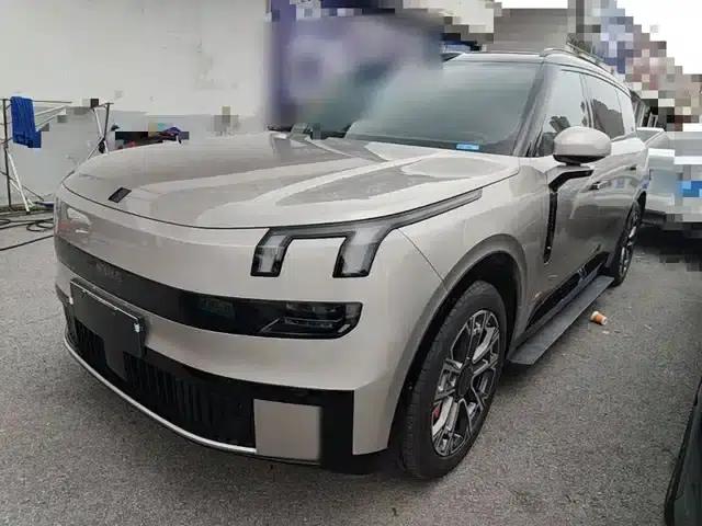 Lynk & Co 900 2025 2.0T Ultra 6-seater