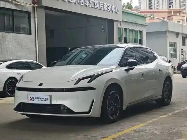 Lynk & Co 07 EM-P 2024 Model, EM-P 126km Long Range, Halo
