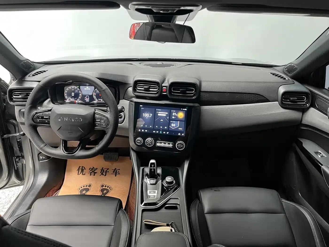 Lynk & Co 02 Hatchback 2022 2.0TD Plus — миниатюра 10