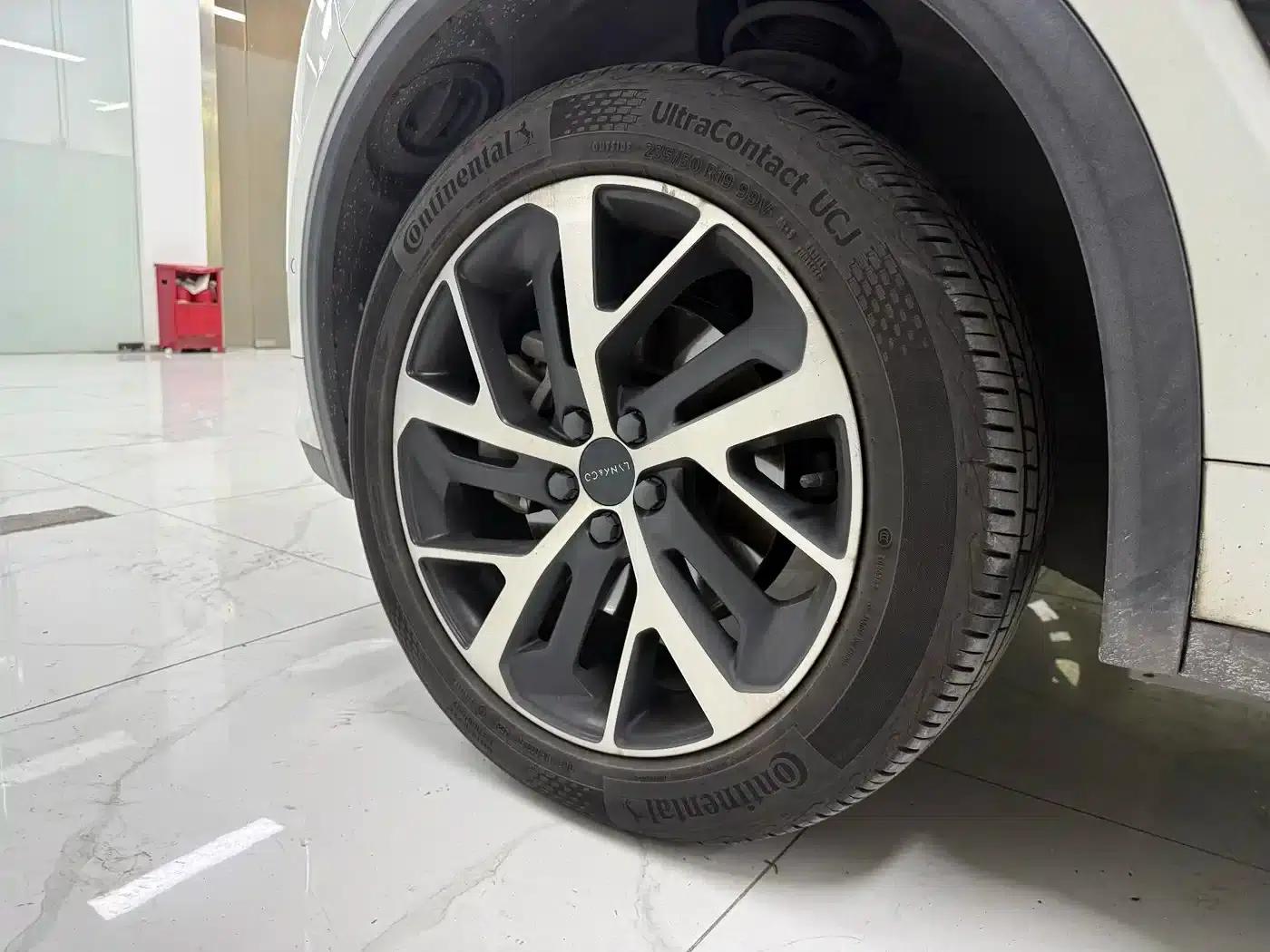 Lynk & Co 01 EM-P 2019 1.5T PHEV Pro (National VI Emission Standard) — миниатюра 7