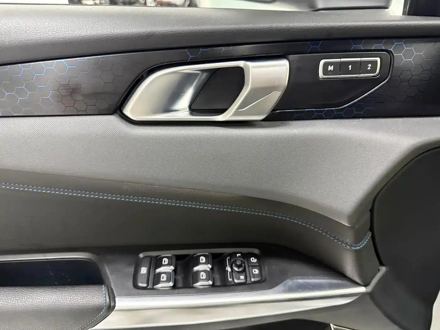 Lynk & Co 01 EM-P 2019 1.5T PHEV Pro (National VI Emission Standard) — миниатюра 9