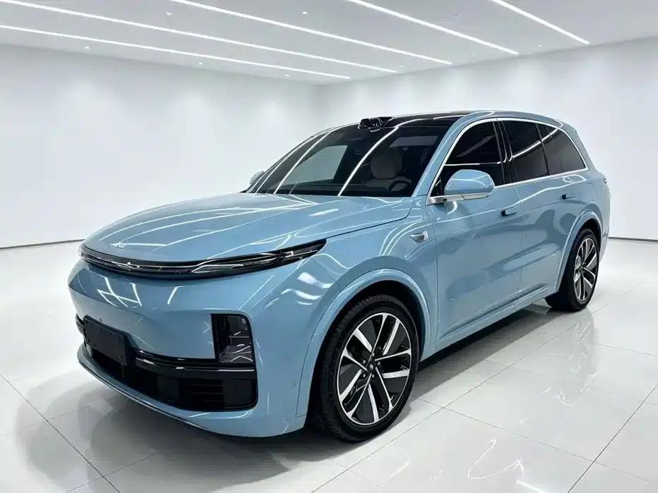 Li Auto L8 2024 Ultra — миниатюра 1