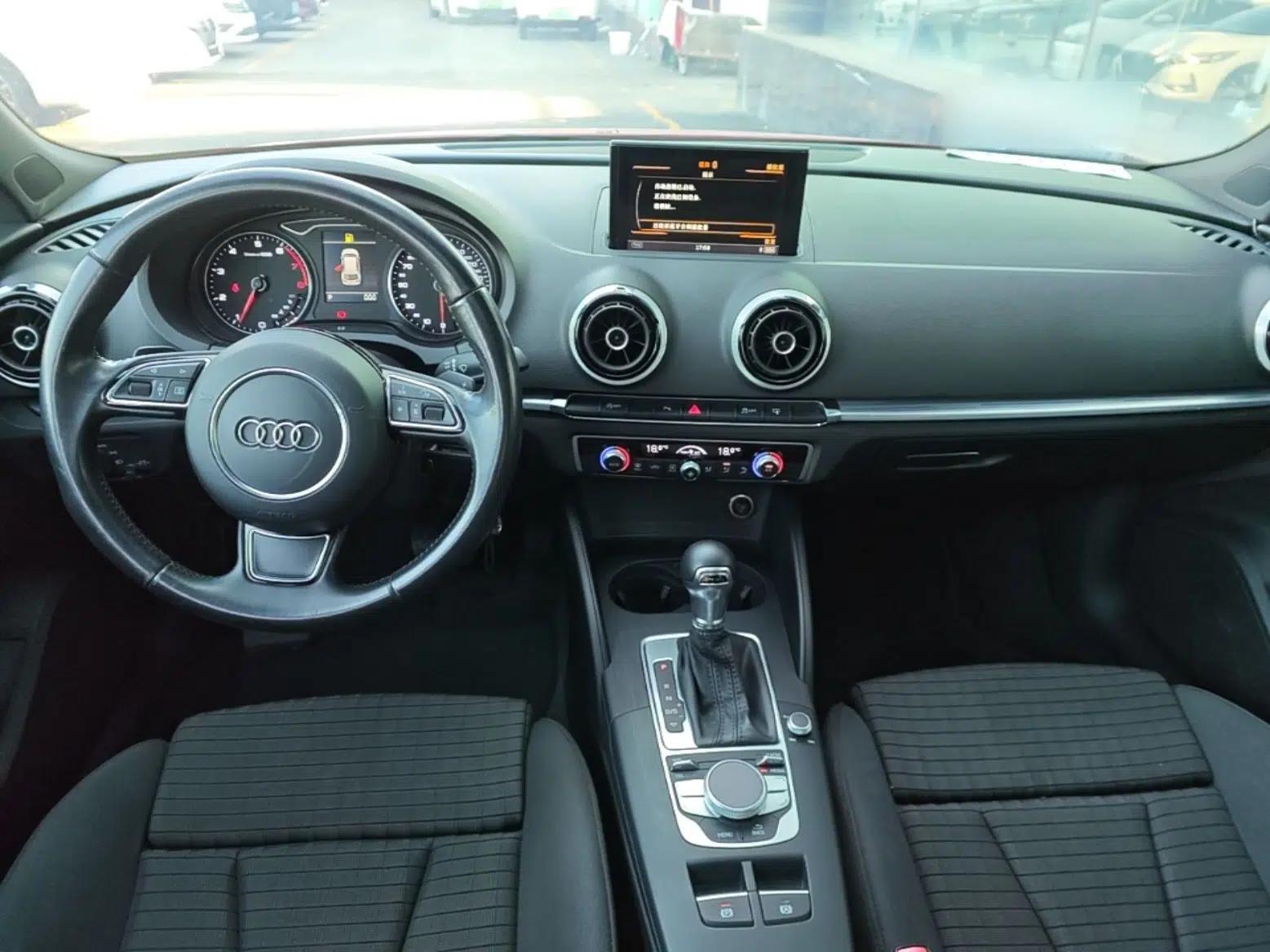 Audi A3 2015 Sportback 45 TFSI S line sports model — миниатюра 12