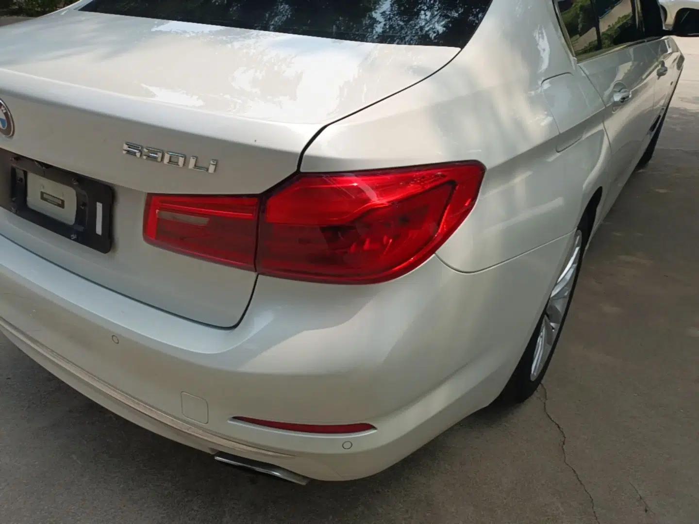 BMW 5 Series 2018 530Li Leading Edition Luxury Package — миниатюра 9