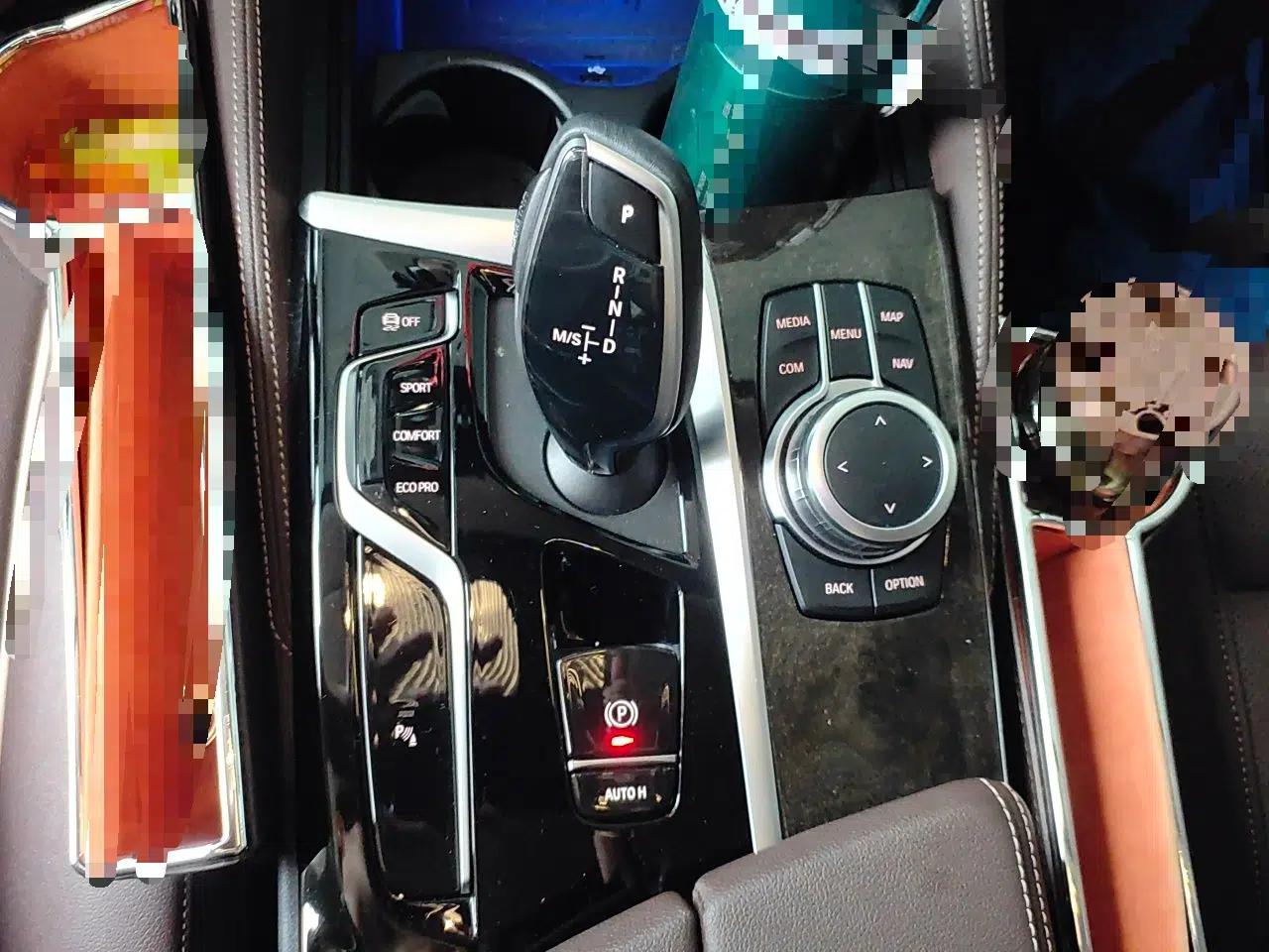 BMW 5 Series 2022 525Li Luxury Package — миниатюра 14
