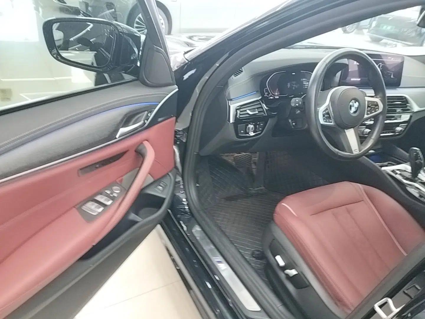 BMW 5 Series 2022 530Li Leading Model M Sport Package — миниатюра 18