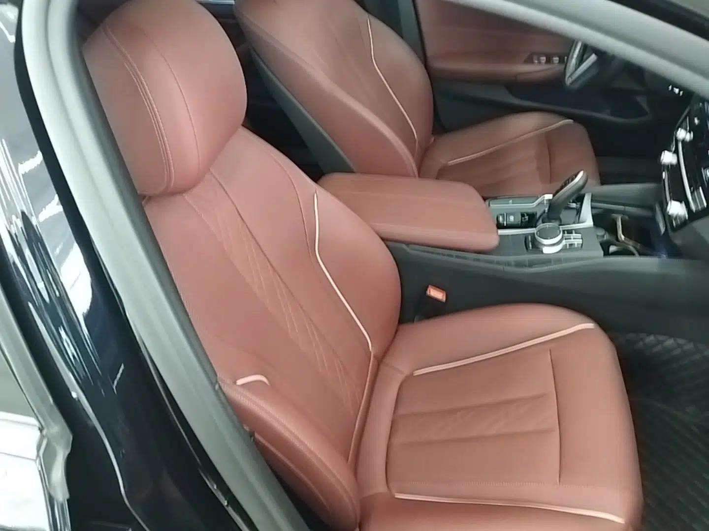 BMW 5 Series 2022 530Li Leading Model M Sport Package — миниатюра 19