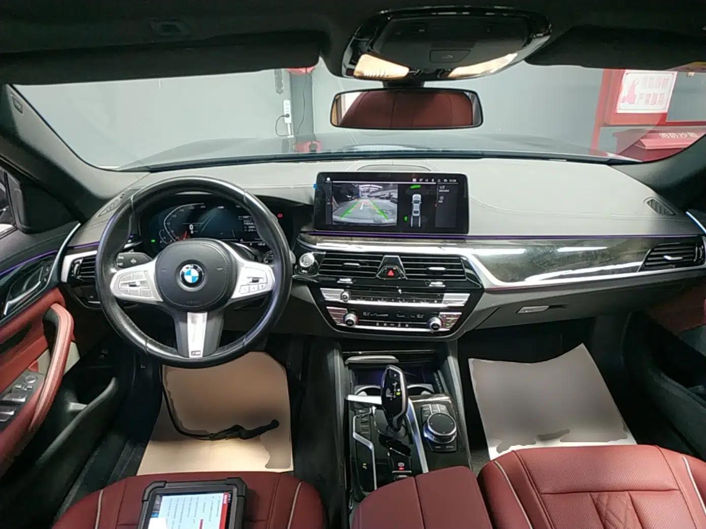 BMW 5 Series 2022 Second Facelift 525Li M Sport Package — миниатюра 12