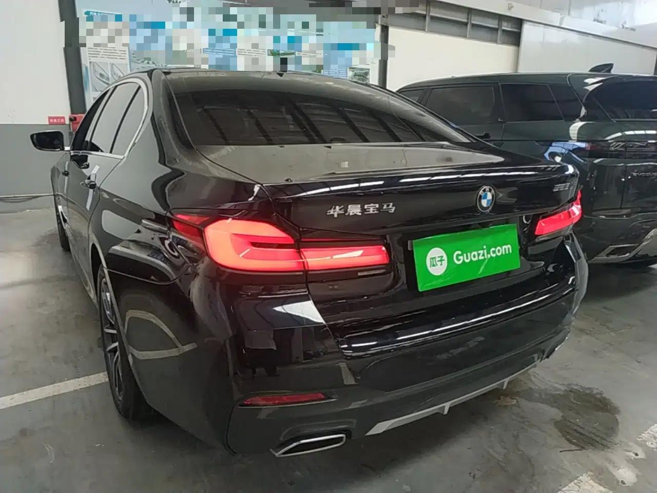 BMW 5 Series 2022 Second Facelift 525Li M Sport Package — миниатюра 4