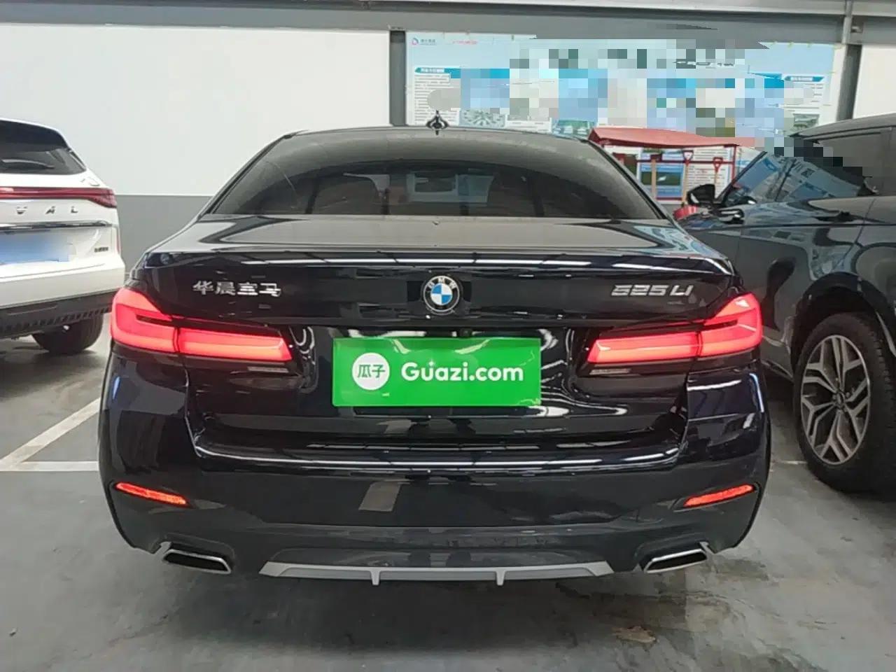BMW 5 Series 2022 Second Facelift 525Li M Sport Package — миниатюра 5