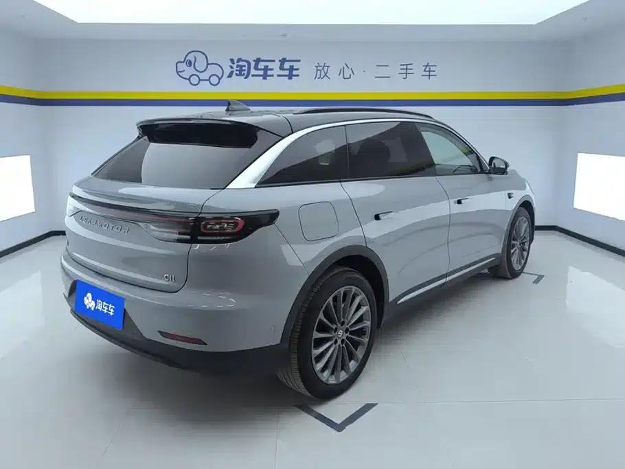 Leapmotor C11 2024 Range Extended 300 Premium Edition — миниатюра 3