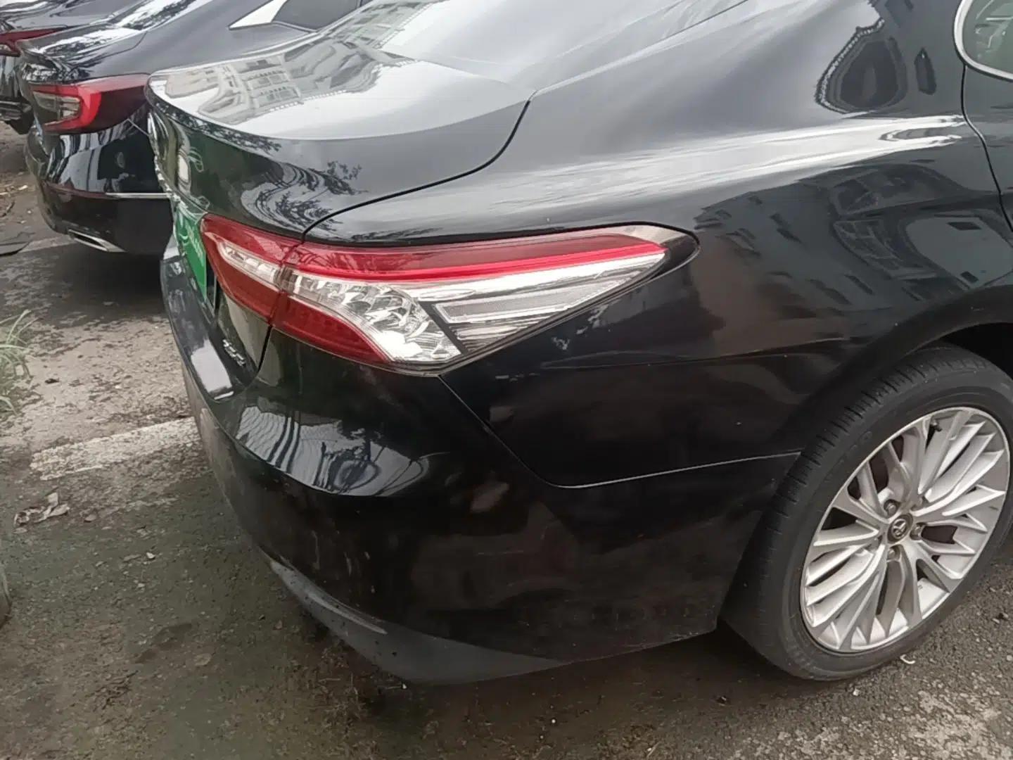 Toyota Camry 2018 2.5G Luxury Edition — миниатюра 14