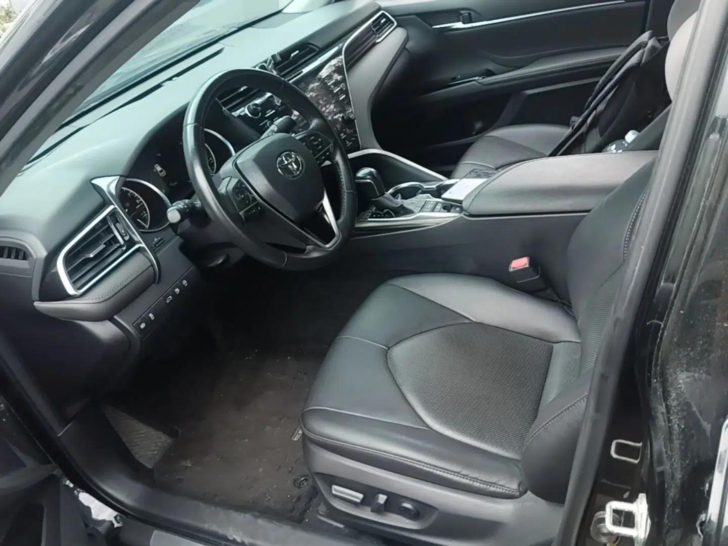 Toyota Camry 2018 2.5G Luxury Edition — миниатюра 22