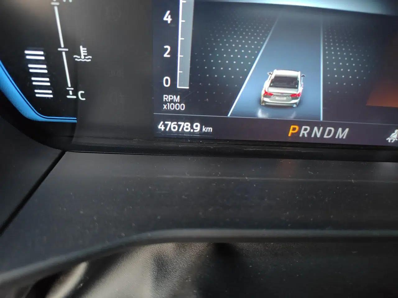 Ford Focus 2022 Sedan EcoBoost 180 Automatic ST Line — миниатюра 11