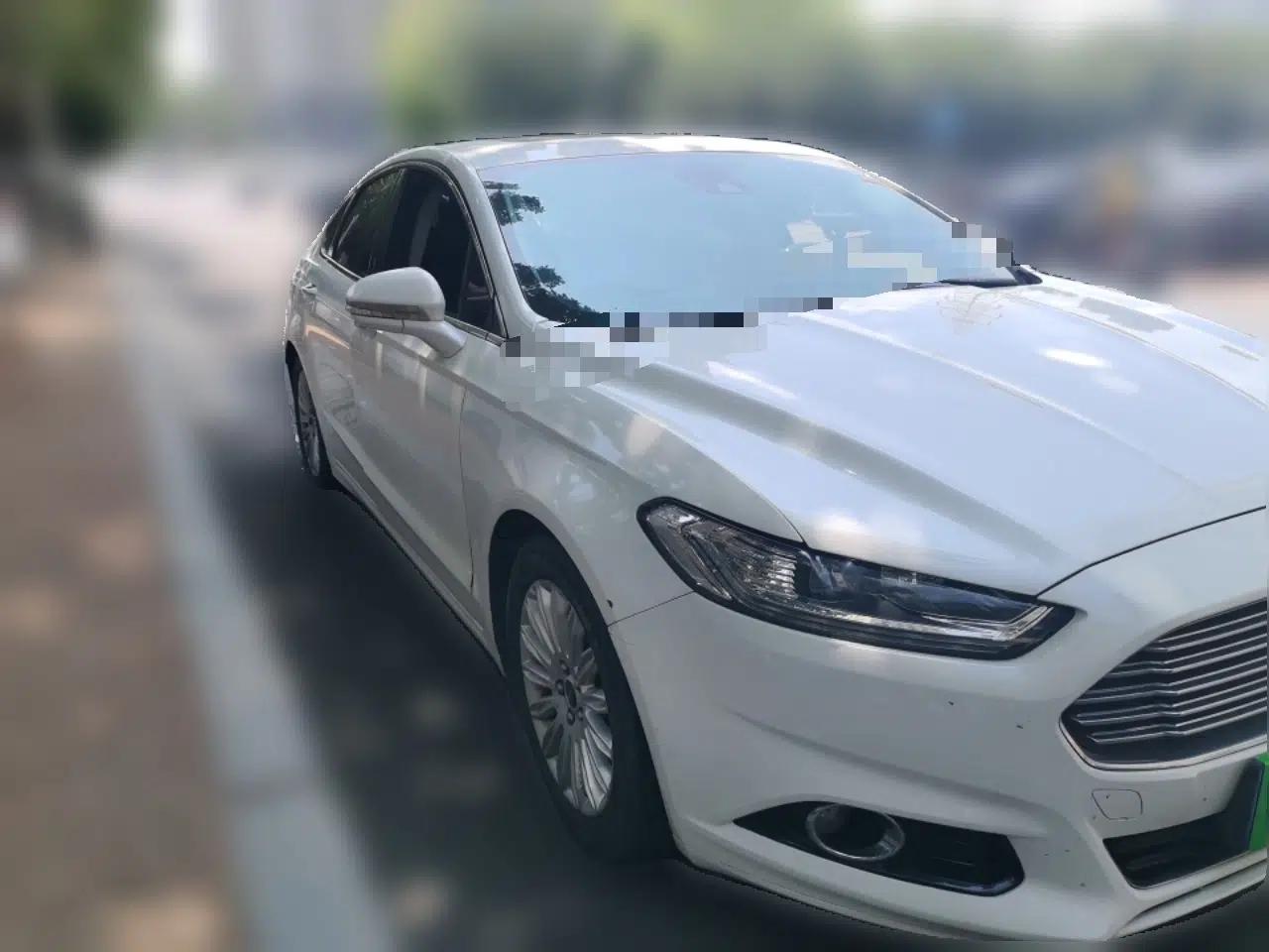 Ford Mondeo 2013 2.0L GTDi 200 Luxury Model — миниатюра 3