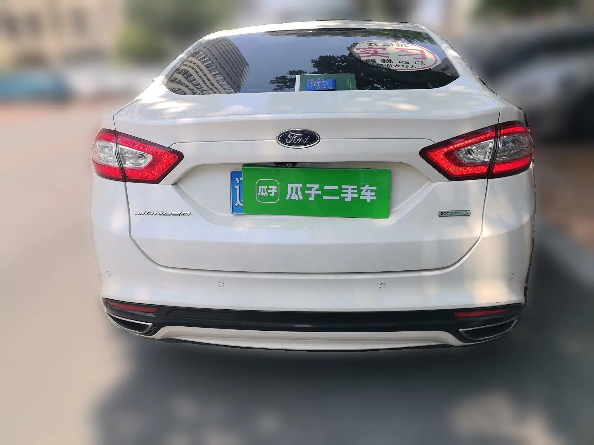 Ford Mondeo 2013 2.0L GTDi 200 Luxury Model — миниатюра 5