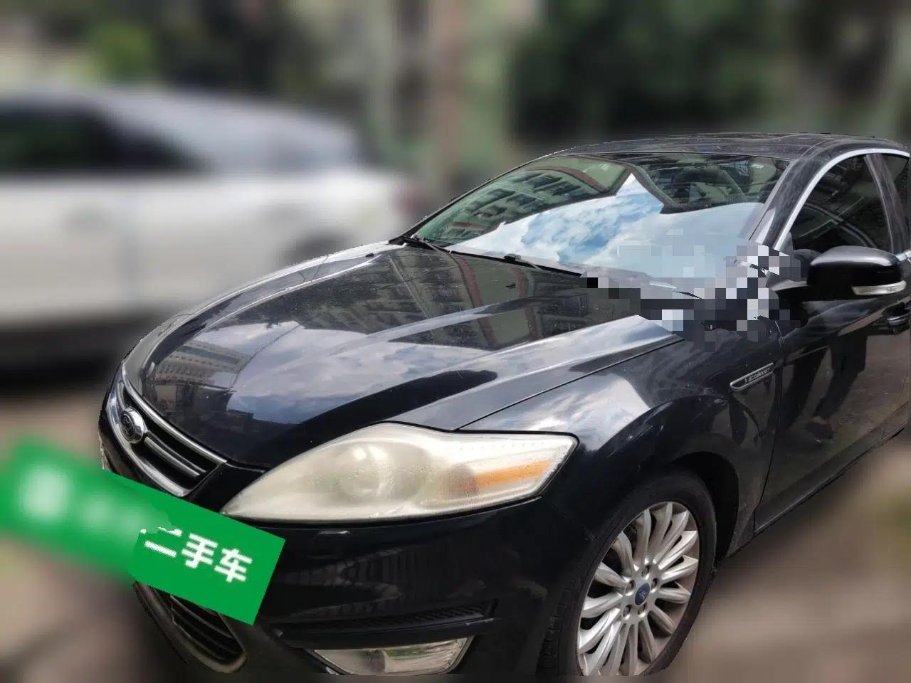 Ford Mondeo 2011 2.0L GTDi 200 Luxury Edition — миниатюра 1