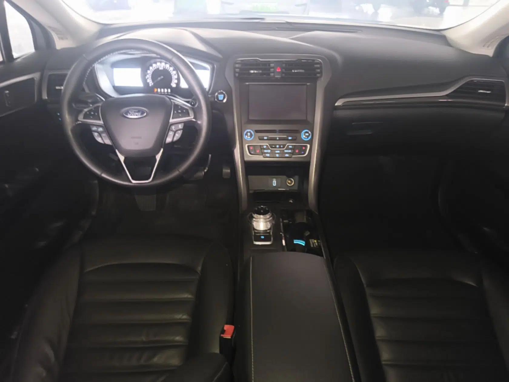 Ford Mondeo 2017 Restyled EcoBoost 180 Luxury Version — миниатюра 12