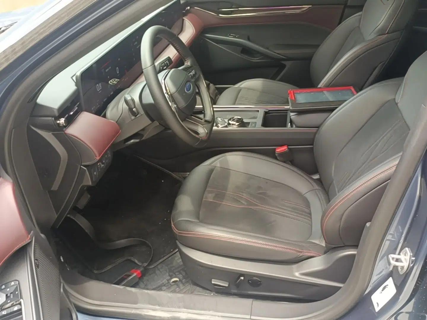 Ford Mondeo 2022 EcoBoost 245 Ultimate Model — миниатюра 17