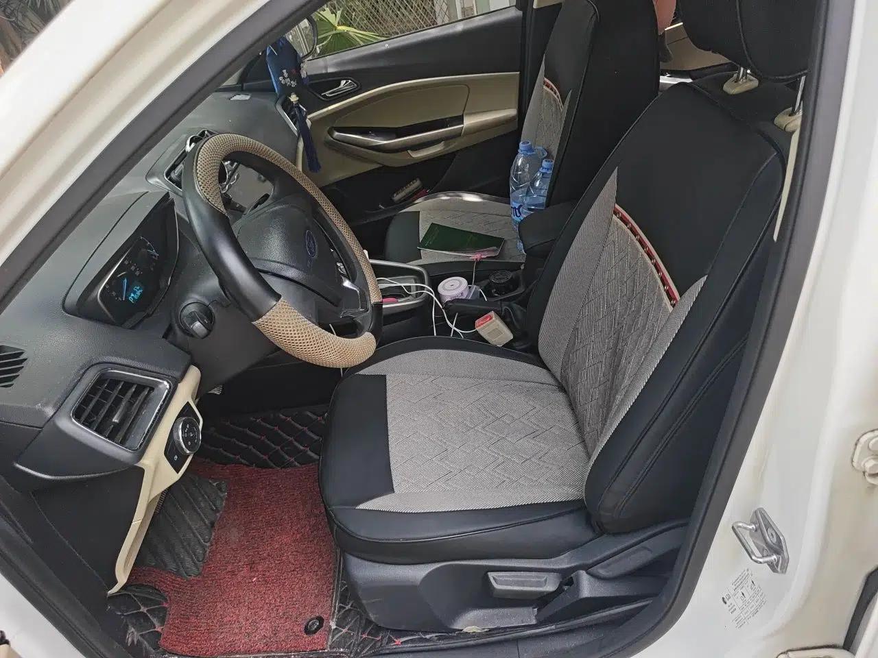 Ford Escort 2017 Revised Version 1.5L Automatic Comfort Edition — миниатюра 15